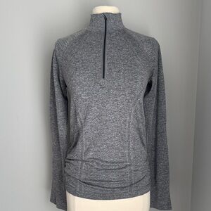 Athleta Fastest Track 1/4 Zip Compression Activewear
Pullover - Gray, Size M